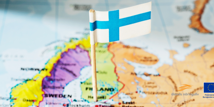 Karta över norden med en finsk flagga på Finland