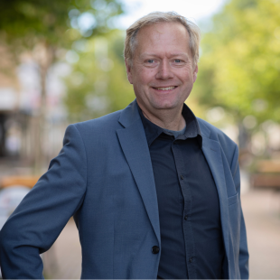 Dan Anderson personalporträtt
